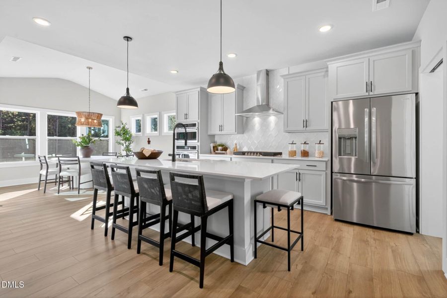 DC 39 Apex Interior-10