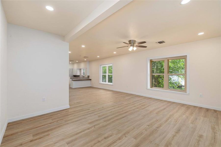 Spacious, unfurnished interior of a new home in , Coleman (Image 26).