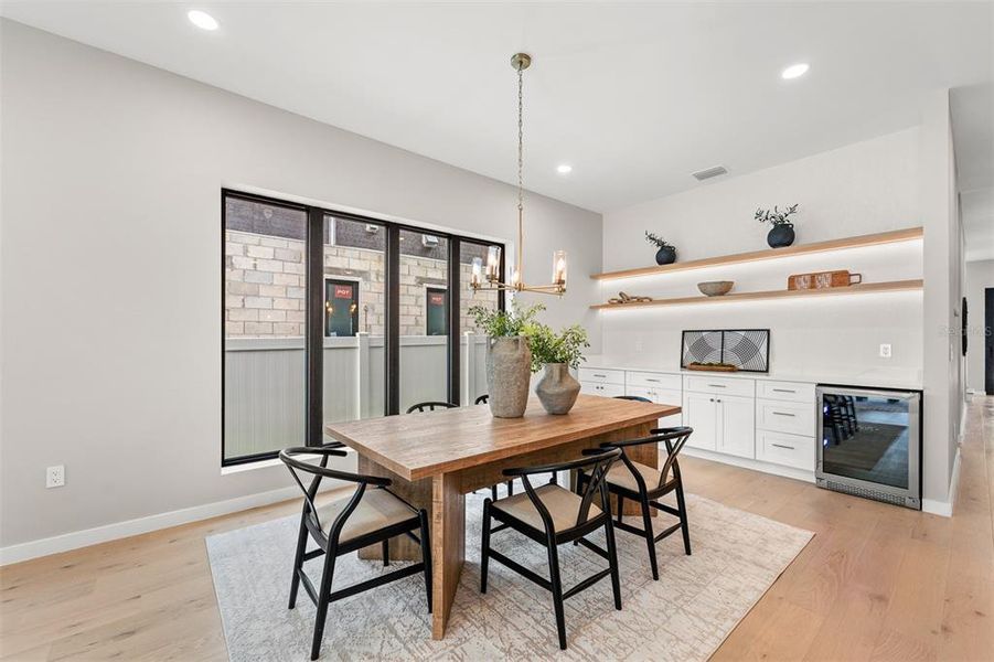 Furnished interior view inside a new home in , Orlando (Image 36).