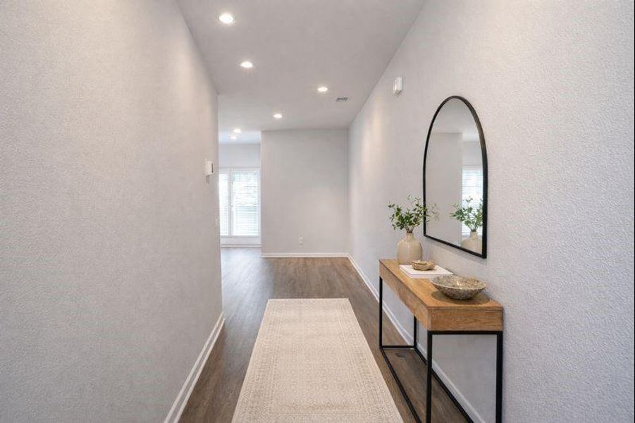 Furnished interior view inside a new home in Lake Harbin, Morrow (Image 24).
