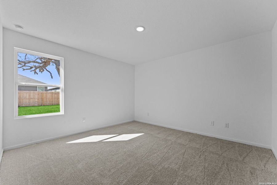 Spacious, unfurnished interior of a new home in Friendship Oaks, Fredericksburg (Image 23). Spacious, unfurnished interior of a new home in Friendship Oaks, Fredericksburg (Image 23).