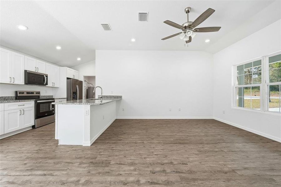 Image 44 of a home in .