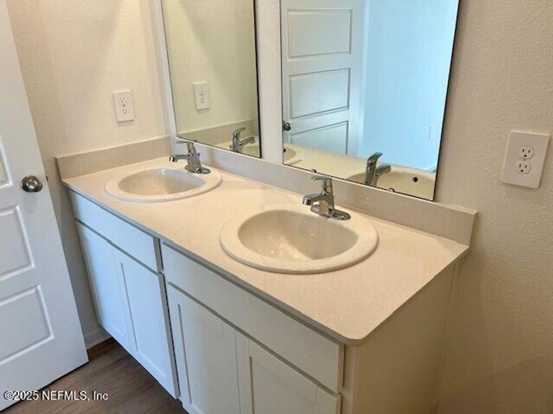 Close-up of interior finishes inside a home in The Landing, Middleburg (Image 19).
