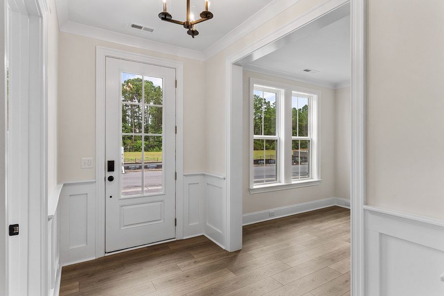 Representative unfurnished interior of a home built from the The Berkley by RobuckHomes in East & Mason, Wilmington (Image 20).