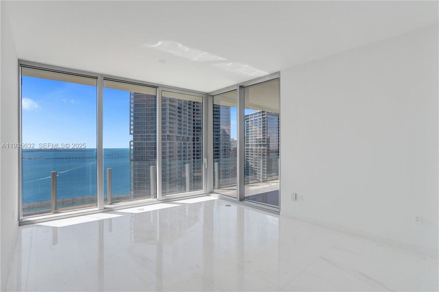 Spacious, unfurnished interior of a new home in , Miami (Image 20).