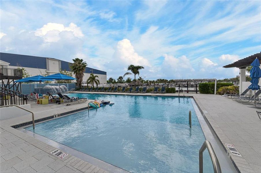 Community amenities in SouthShore Yacht Club, Ruskin (Image 70).