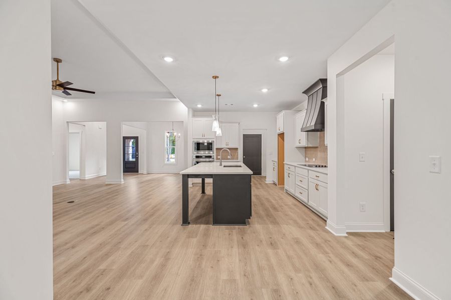 Spacious, unfurnished interior of a new home in Flint Farms, Concord (Image 33).