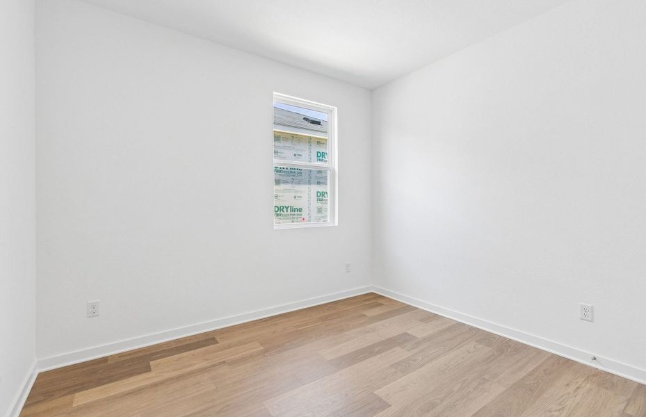 Spacious, unfurnished interior of a new home in Vantage, San Marcos (Image 24).
