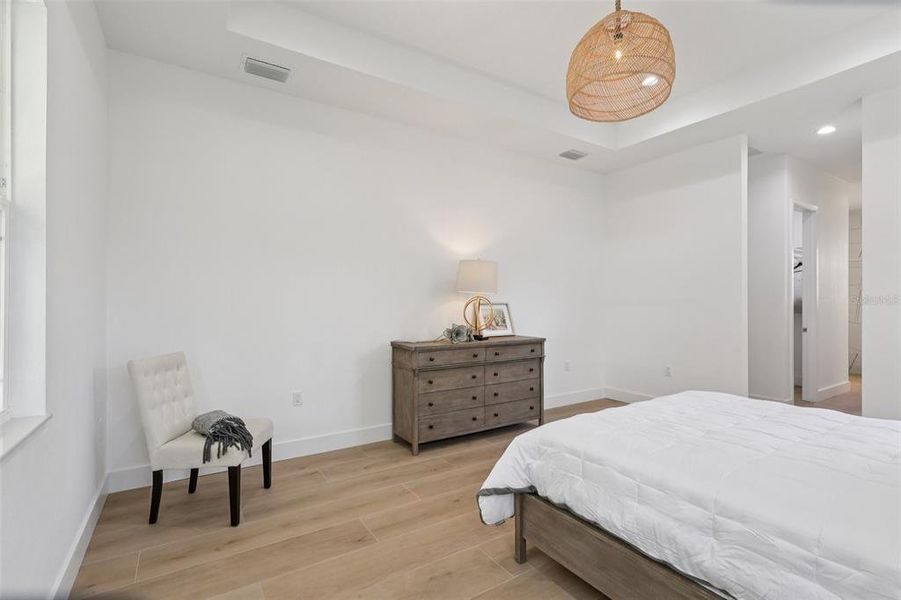 Furnished interior view inside a new home in , St. Cloud (Image 37).