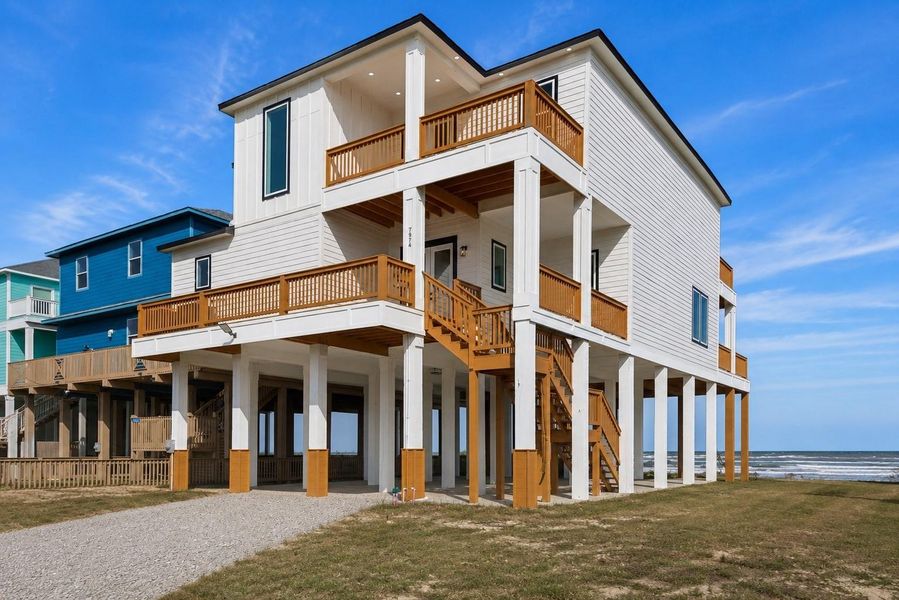 Welcome to 7974 Bluewater Hwy! Welcome to 7974 Bluewater Hwy!
