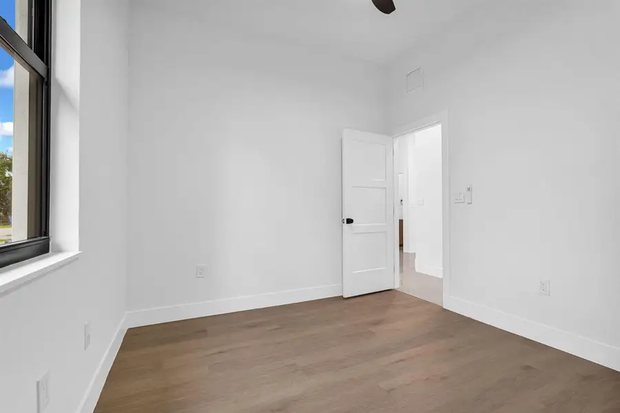 41-web-or-mls-DSC09726 41-web-or-mls-DSC09726