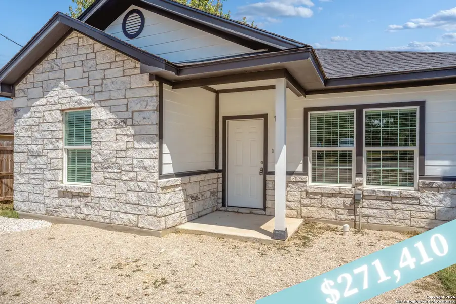 Exterior details and patio area of a home in , Canyon Lake (Image 3). Exterior details and patio area of a home in , Canyon Lake (Image 3).