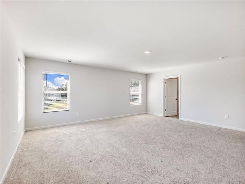 Spacious, unfurnished interior of a new home in , Braselton (Image 59). Spacious, unfurnished interior of a new home in , Braselton (Image 59).