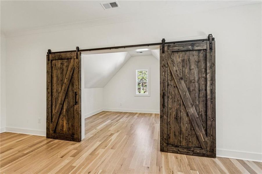Spacious, unfurnished interior of a new home in , Marietta (Image 27). Spacious, unfurnished interior of a new home in , Marietta (Image 27).