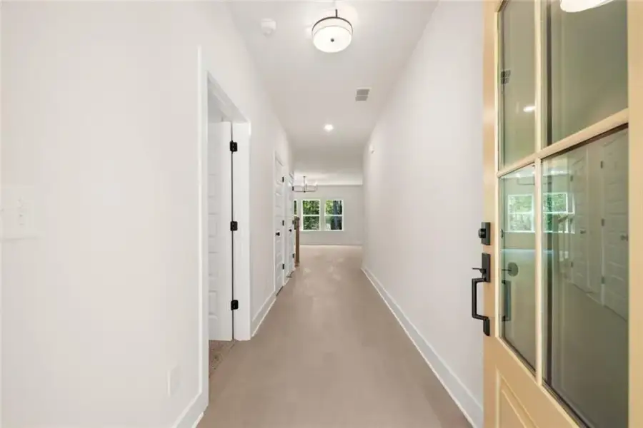 Spacious, unfurnished interior of a new home in , Flowery Branch (Image 21).
