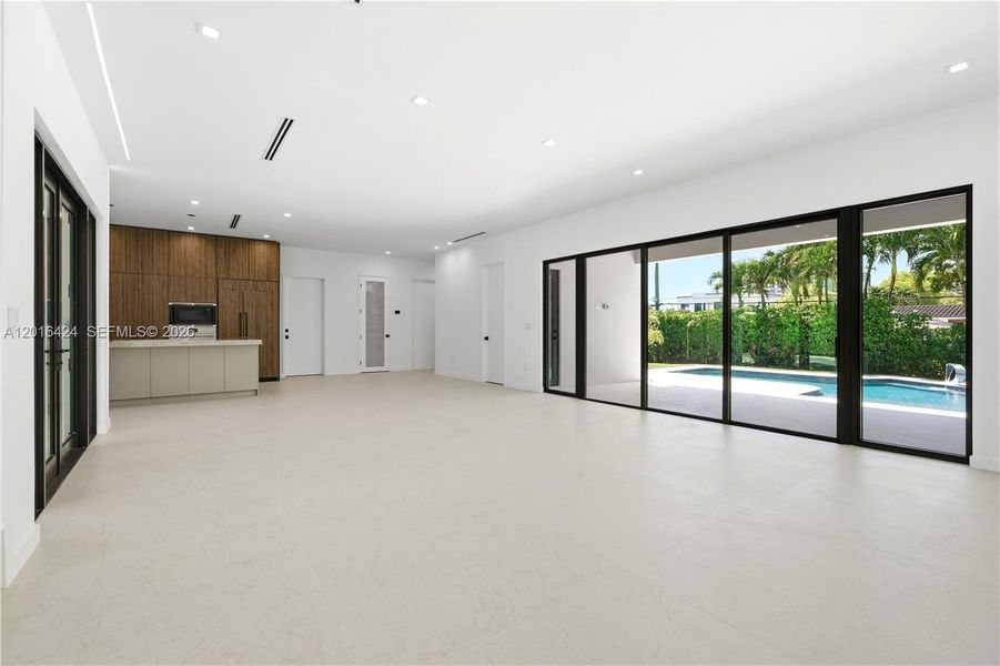 Spacious, unfurnished interior of a new home in , North Miami (Image 35).