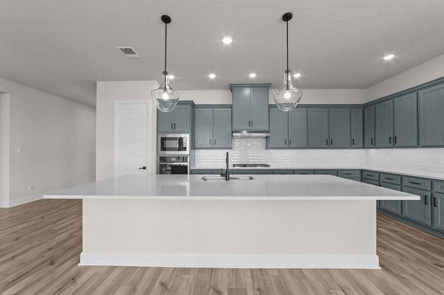 Image 26 of a home in South Pointe Manor Series. Image 26 of a home in South Pointe Manor Series.