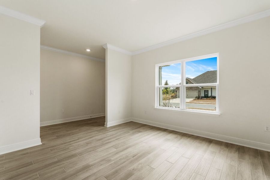Spacious, unfurnished interior of a new home in Natureview, Freeport (Image 30).