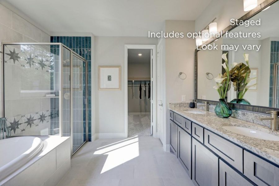 Furnished interior view inside a new home in Woodhavyn 40', Magnolia (Image 5).