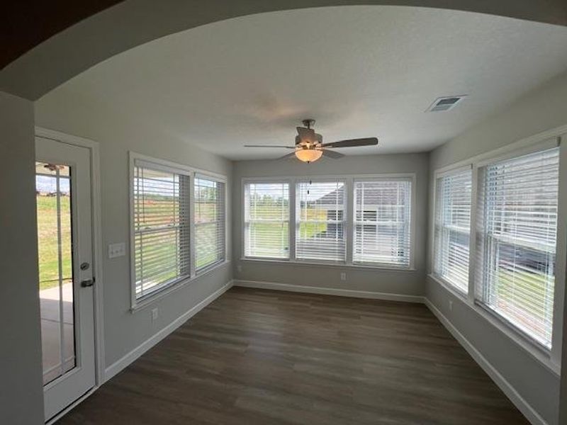 Spacious, unfurnished interior of a new home in Cleveland Meadows, Spartanburg (Image 19).