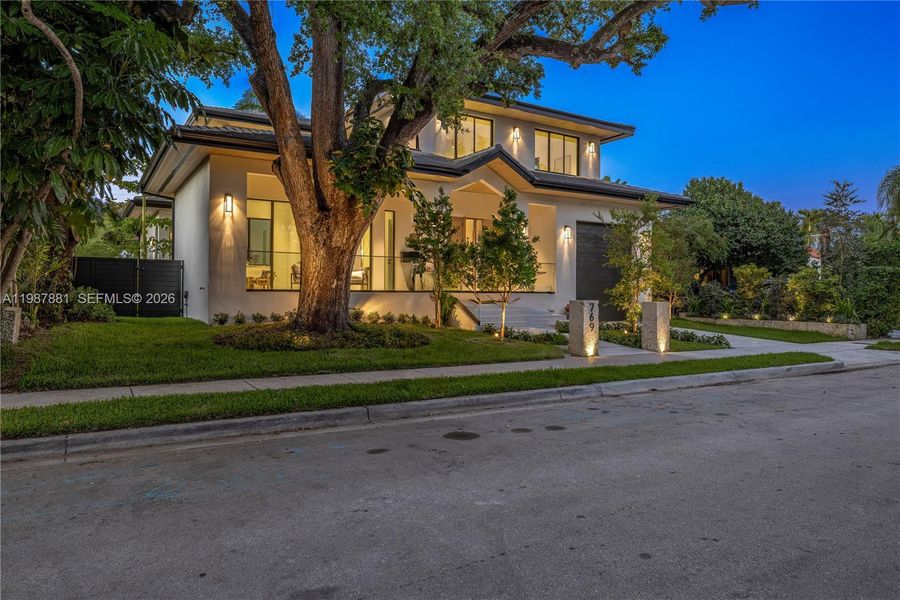 Front exterior of a new home in , Miami, FL, highlighting curb appeal (Image 29).