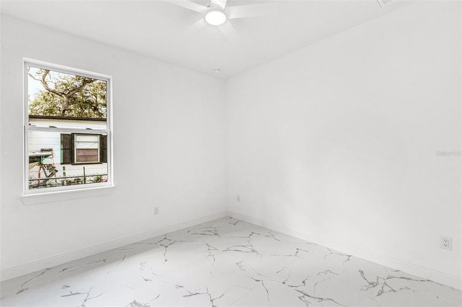 Spacious, unfurnished interior of a new home in , Tampa (Image 36).