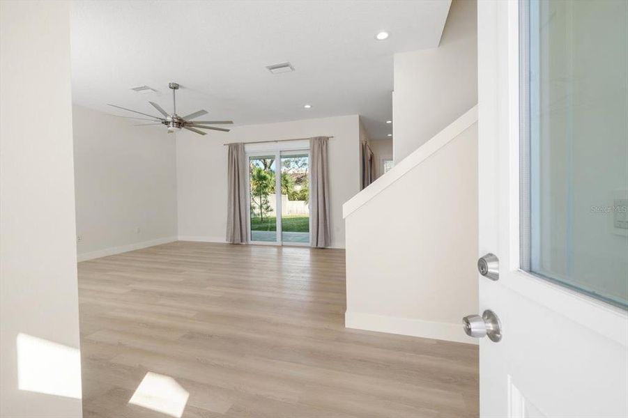 Spacious, unfurnished interior of a new home in , Largo (Image 53).