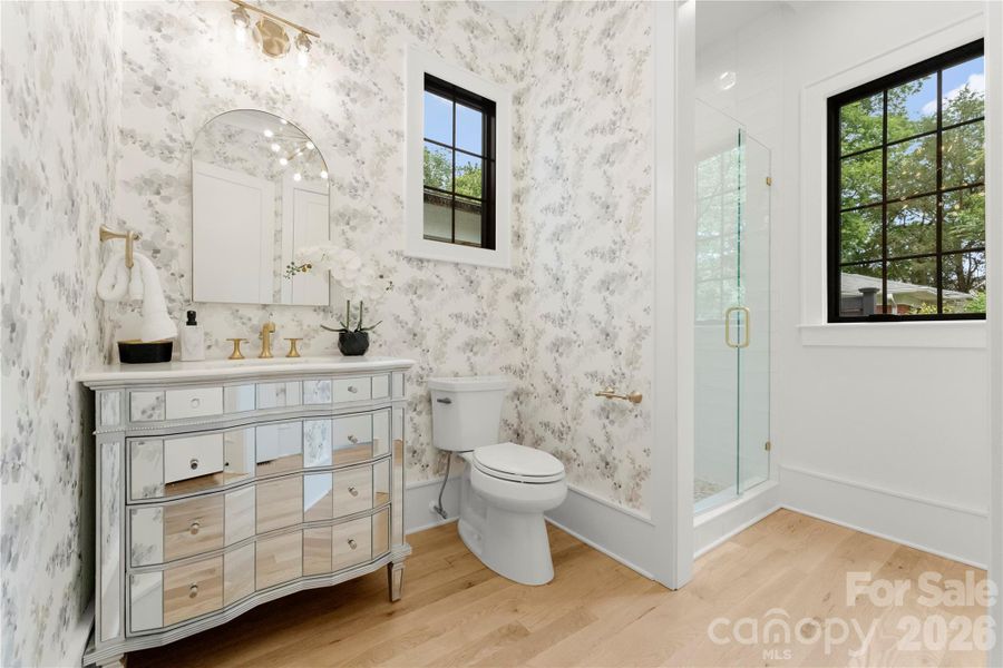 Full bath on the main floor Full bath on the main floor