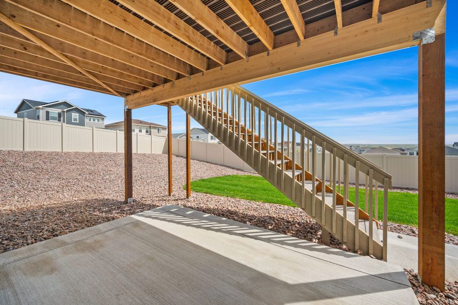 Spacious, unfurnished interior of a new home in Trails at Aspen Ridge-3, Colorado Springs (Image 16).