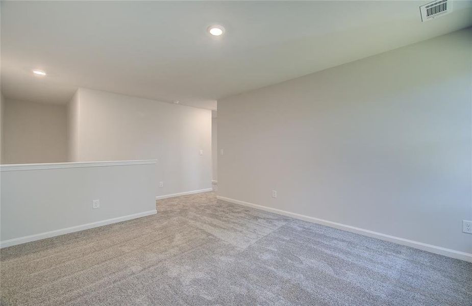 Spacious, unfurnished interior of a new home in Crofton Place Enclave, Snellville (Image 22).