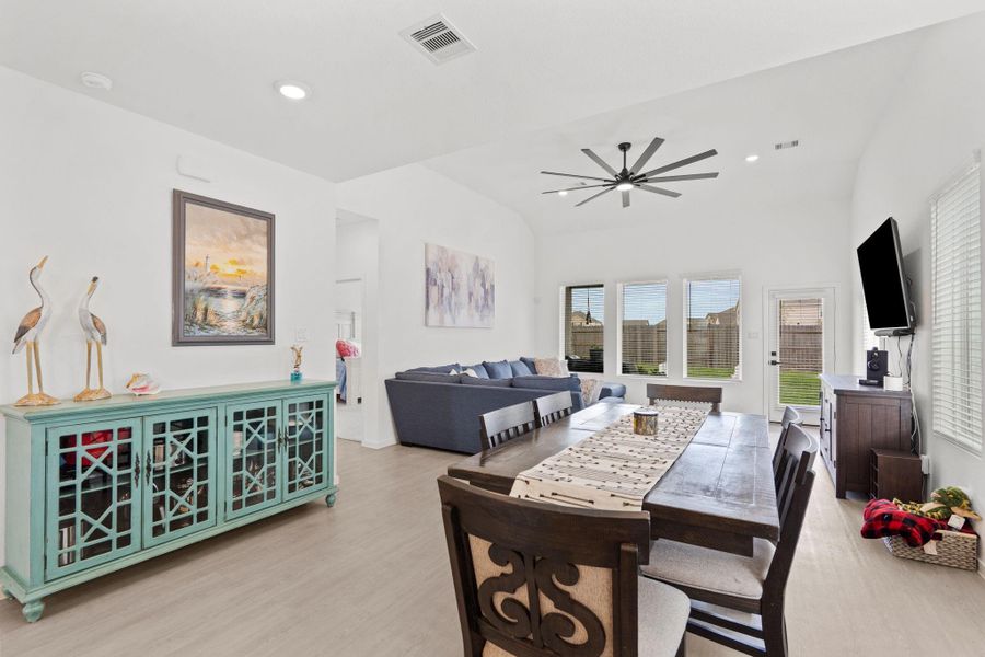 Furnished interior view inside a new home in Lago Mar, Texas City (Image 16).
