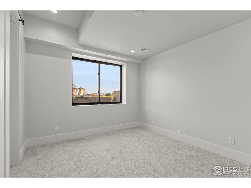 Spacious, unfurnished interior of a new home in , Berthoud (Image 22).