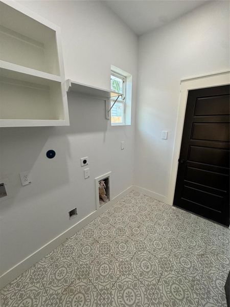 Spacious, unfurnished interior of a new home in , Pasadena (Image 7).