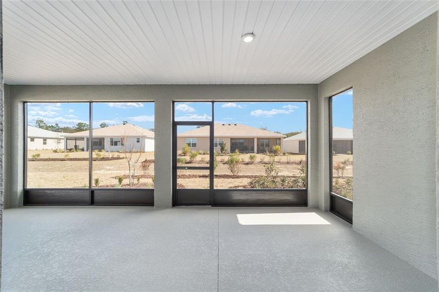Exterior details and patio area of a home in , Ocala (Image 26).