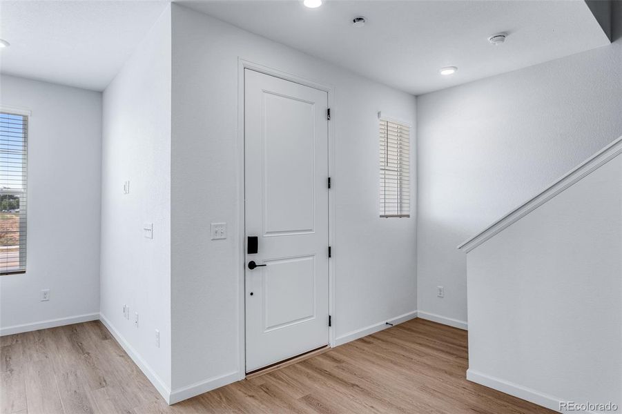 Spacious, unfurnished interior of a new home in , Berthoud (Image 20).