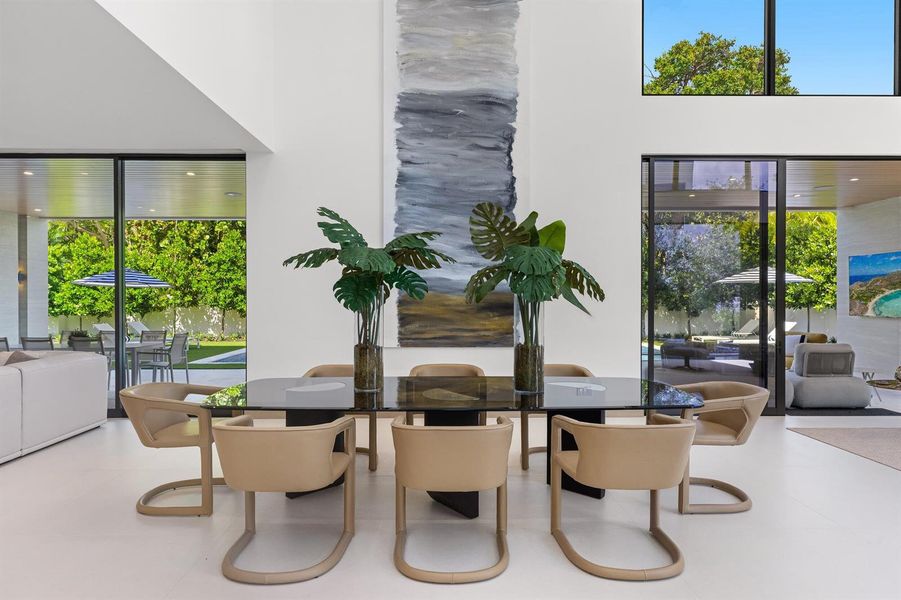 DINING ROOM DINING ROOM