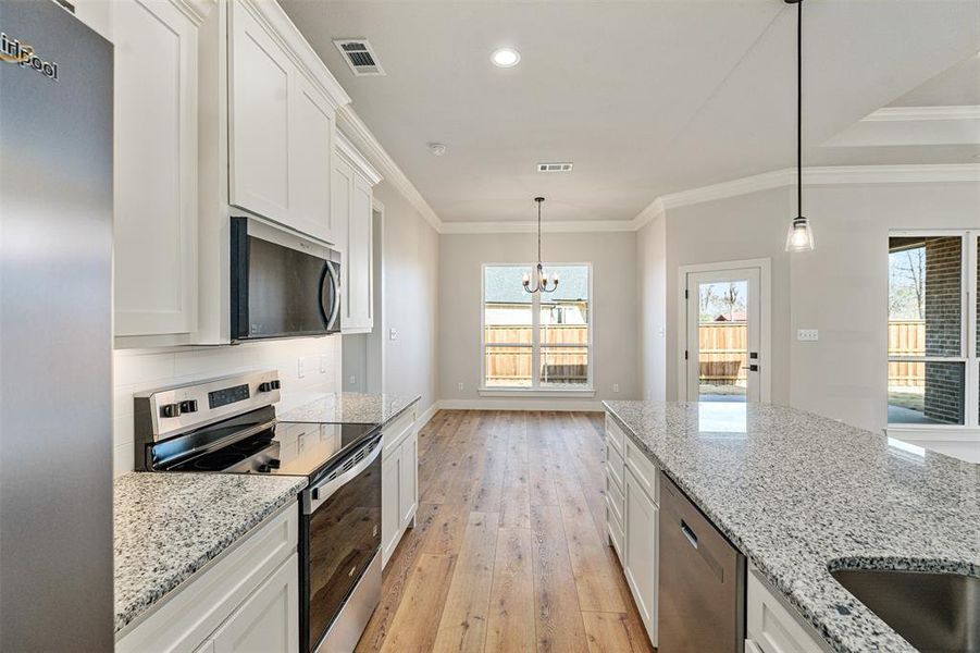 Furnished interior view inside a new home in , Mabank (Image 8).
