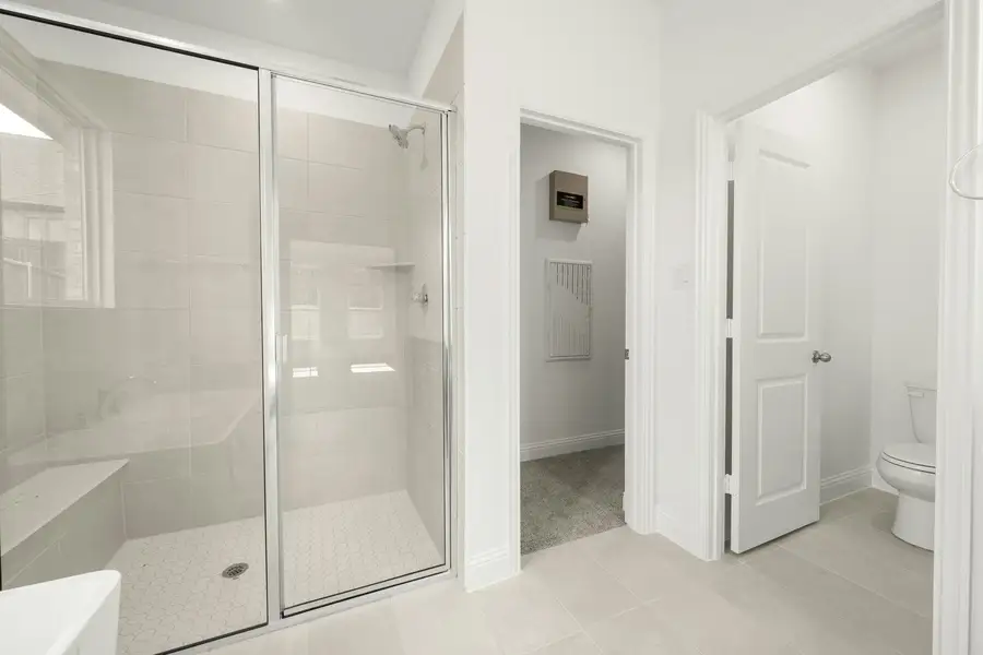 Furnished interior view inside a new home in Westside Preserve - 70ft. lots, Midlothian (Image 11). Furnished interior view inside a new home in Westside Preserve - 70ft. lots, Midlothian (Image 11).