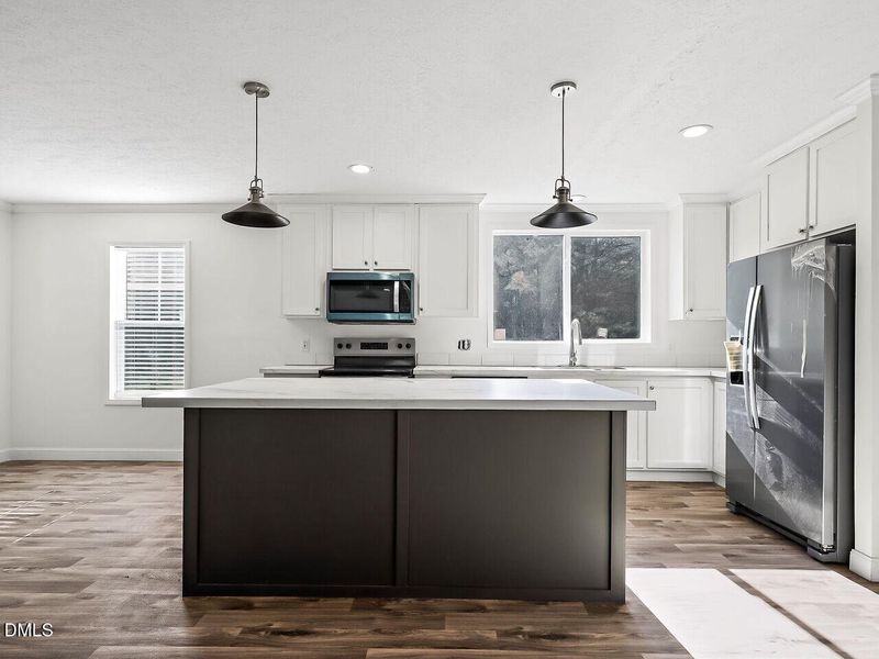 013-1280x960-kitchen