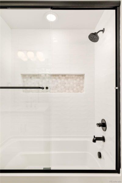 Image 33 of a home in . Image 33 of a home in .