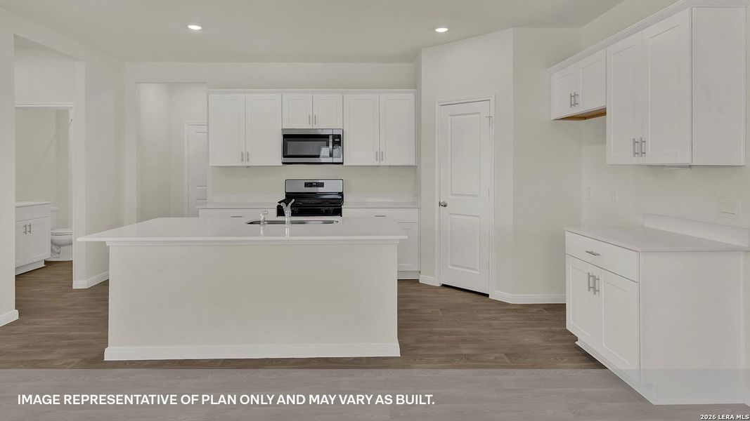 Furnished interior view inside a new home in Paramount, Kyle (Image 8).