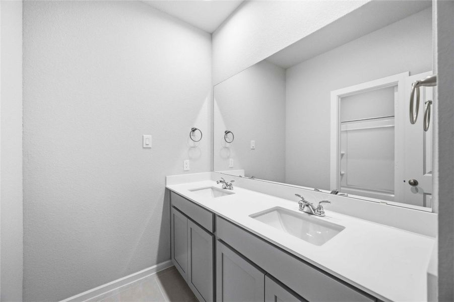 Furnished interior view inside a new home in Lago Mar  50'  &  55', Texas City (Image 10).