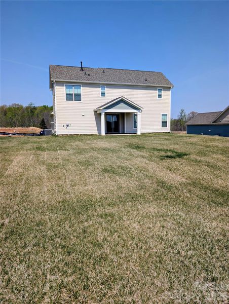 Exterior details and patio area of a home in Stoneridge Hills, Rock Hill (Image 3).