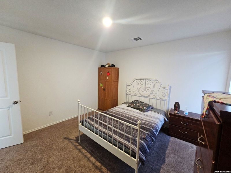 Furnished interior view inside a new home in , Seguin (Image 8).
