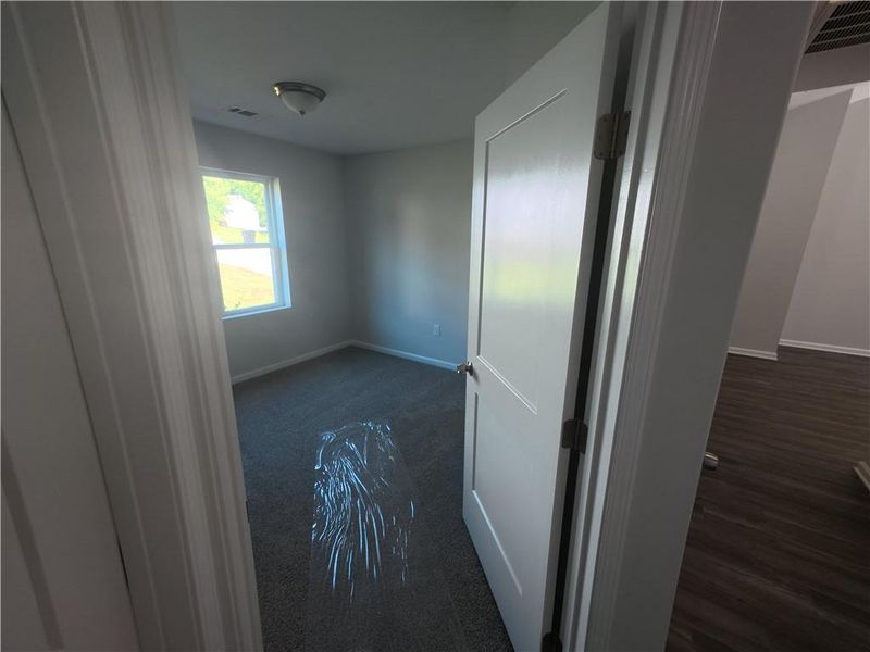 Image 19 of a home in . Image 19 of a home in .