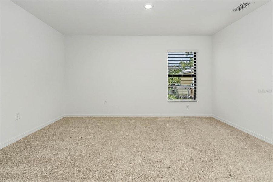Spacious, unfurnished interior of a new home in , Port Charlotte (Image 17).