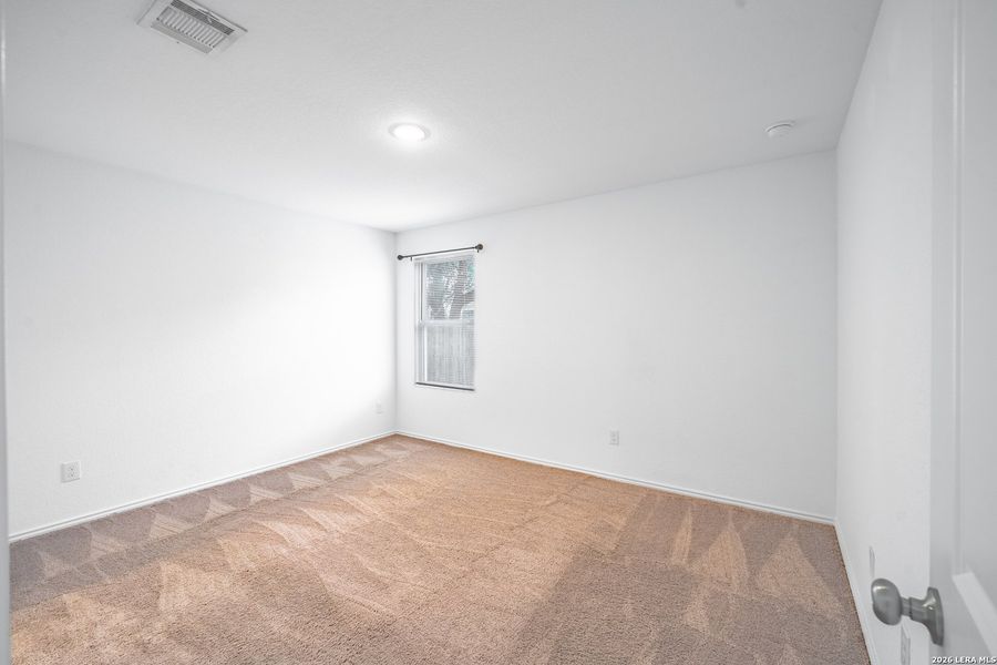 Spacious, unfurnished interior of a new home in Waterwheel, San Antonio (Image 10).