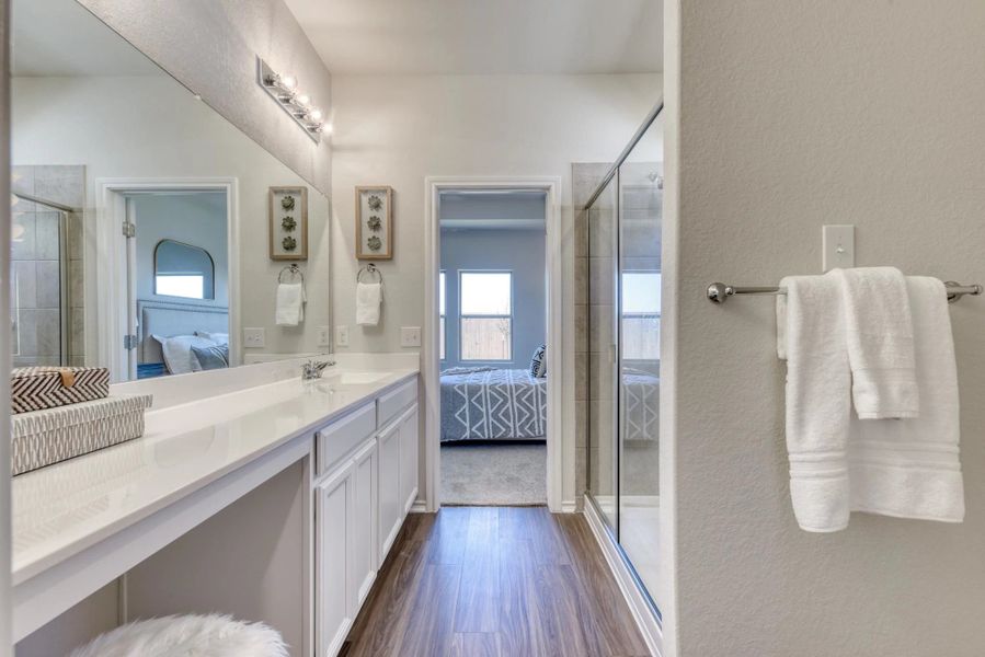 Image 37 representing the Buchanan by Ashton Woods in Meadows at Hennersby Hollow 40's, San Antonio, TX. Image 37 representing the Buchanan by Ashton Woods in Meadows at Hennersby Hollow 40's, San Antonio, TX.