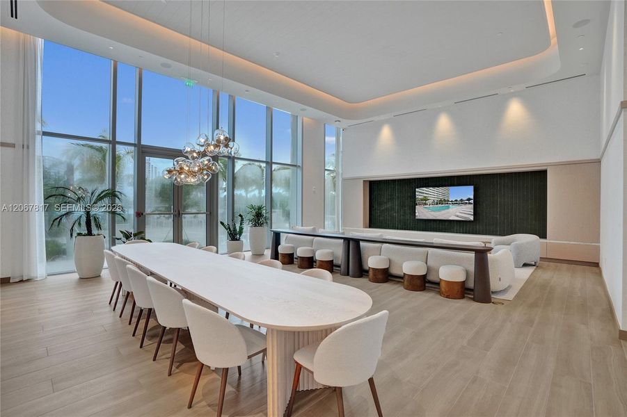Community amenities in , North Miami (Image 43).