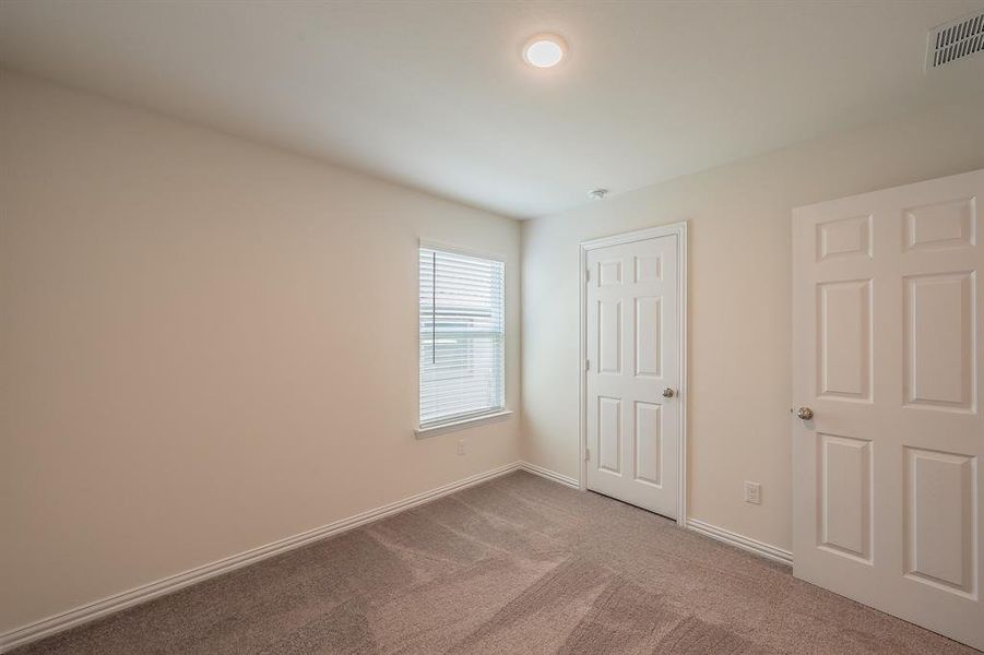 Spacious, unfurnished interior of a new home in Craftsman’s Corner, Cleburne (Image 32).